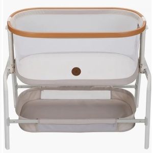 Brand New Maxi-Cosi Iora Bassinet